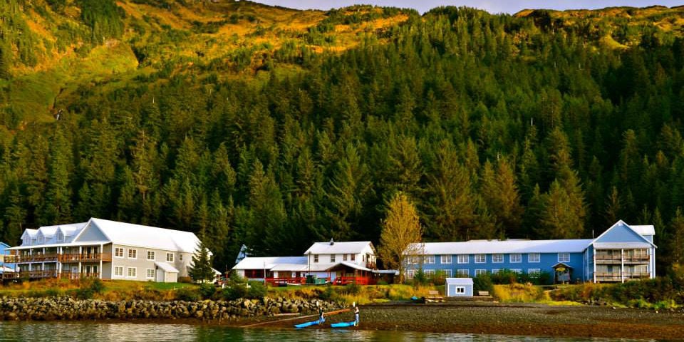 Orca Adventure Lodge