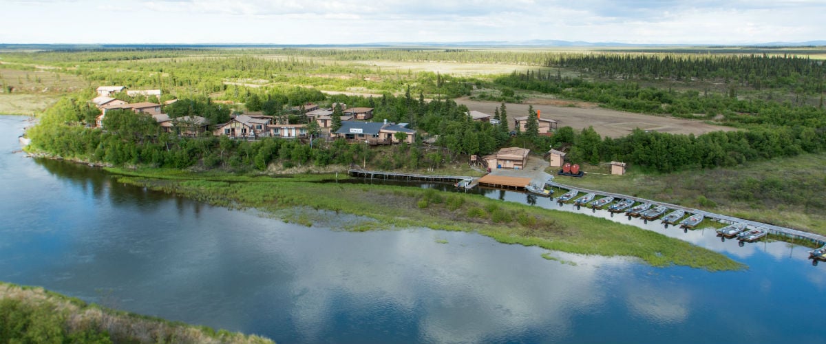 Katmai Lodge on the banks of the Alagnak River